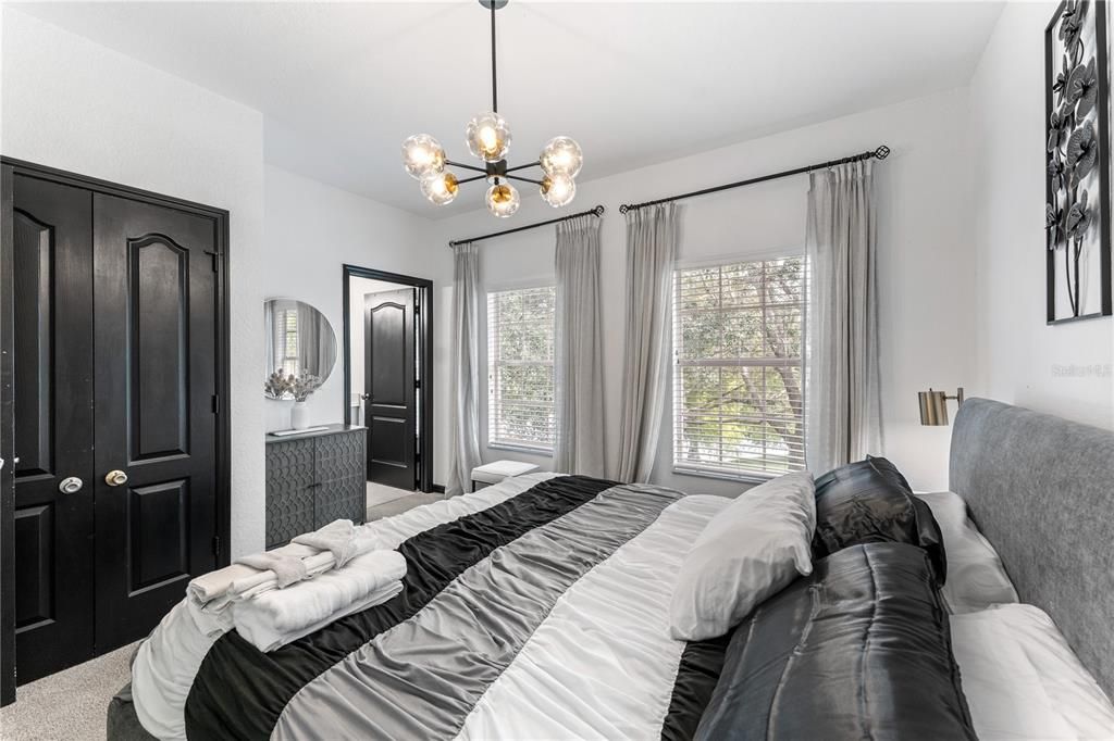 For Sale: $355,000 (4 beds, 3 baths, 1636 Square Feet)