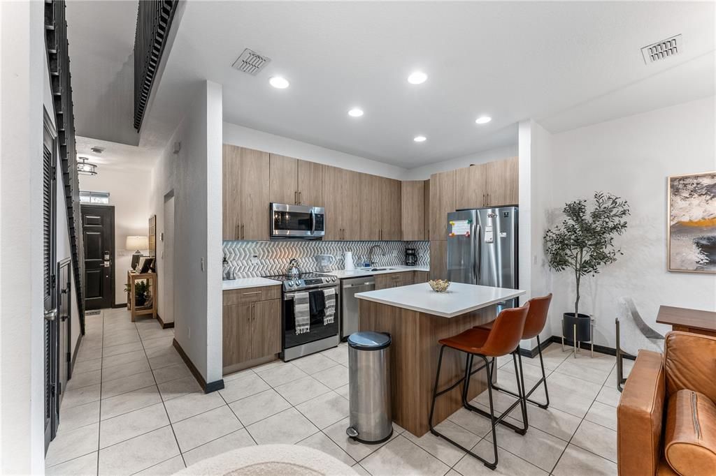 For Sale: $355,000 (4 beds, 3 baths, 1636 Square Feet)