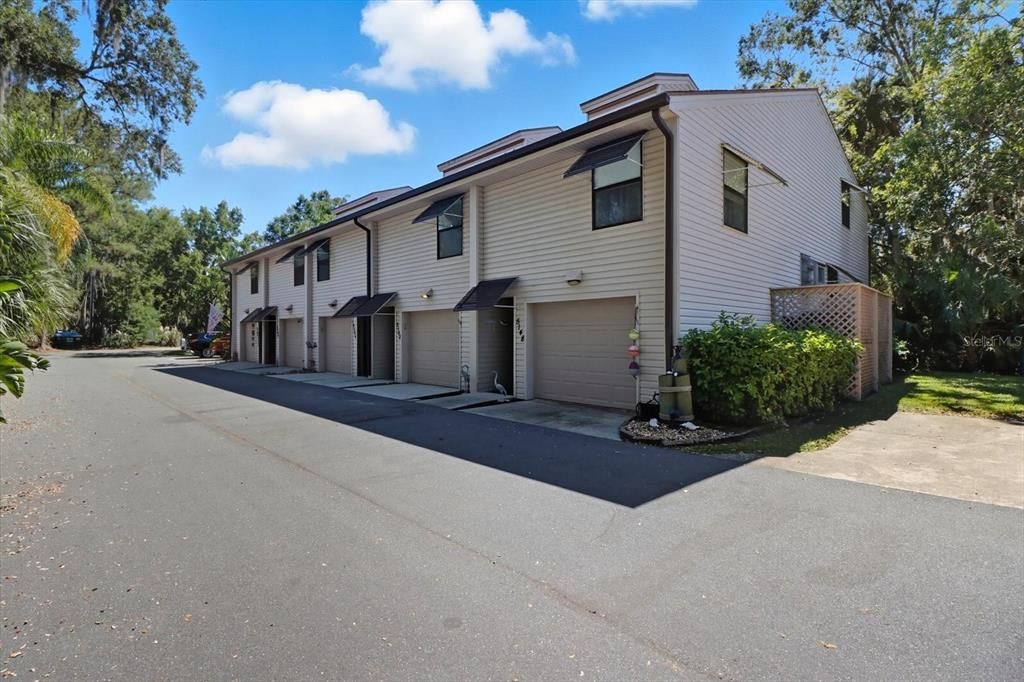 En Venta: $349,000 (2 camas, 2 baños, 1200 Pies cuadrados)