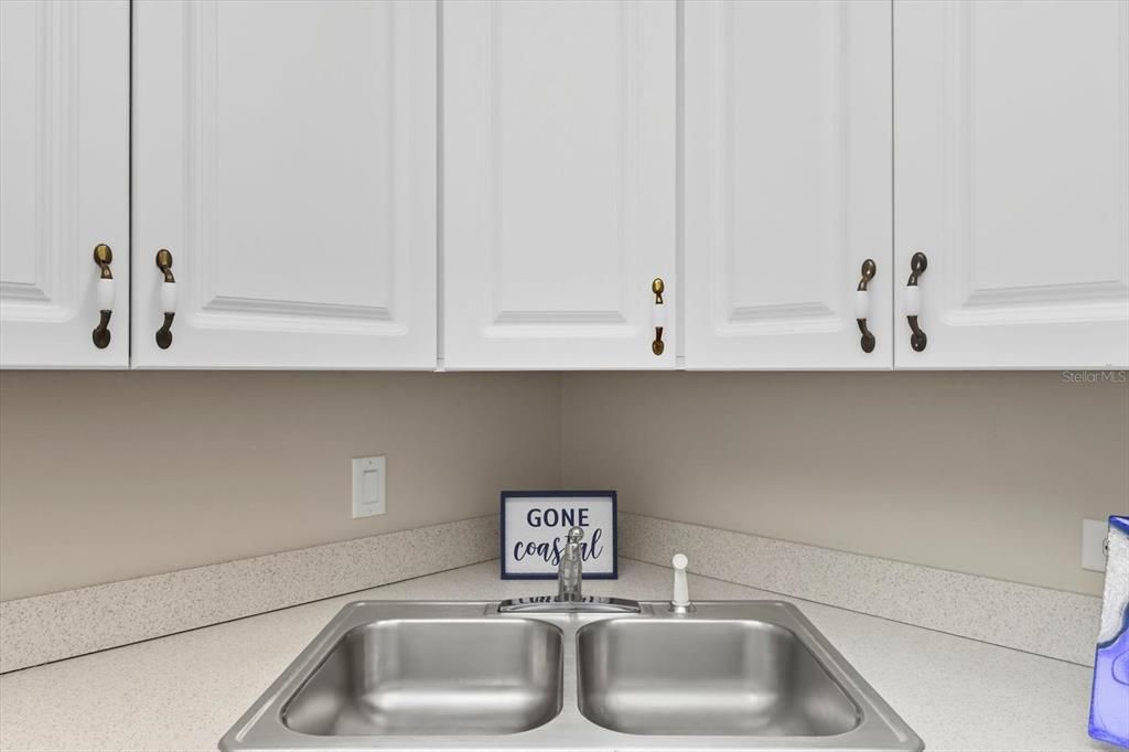 En Venta: $349,000 (2 camas, 2 baños, 1200 Pies cuadrados)