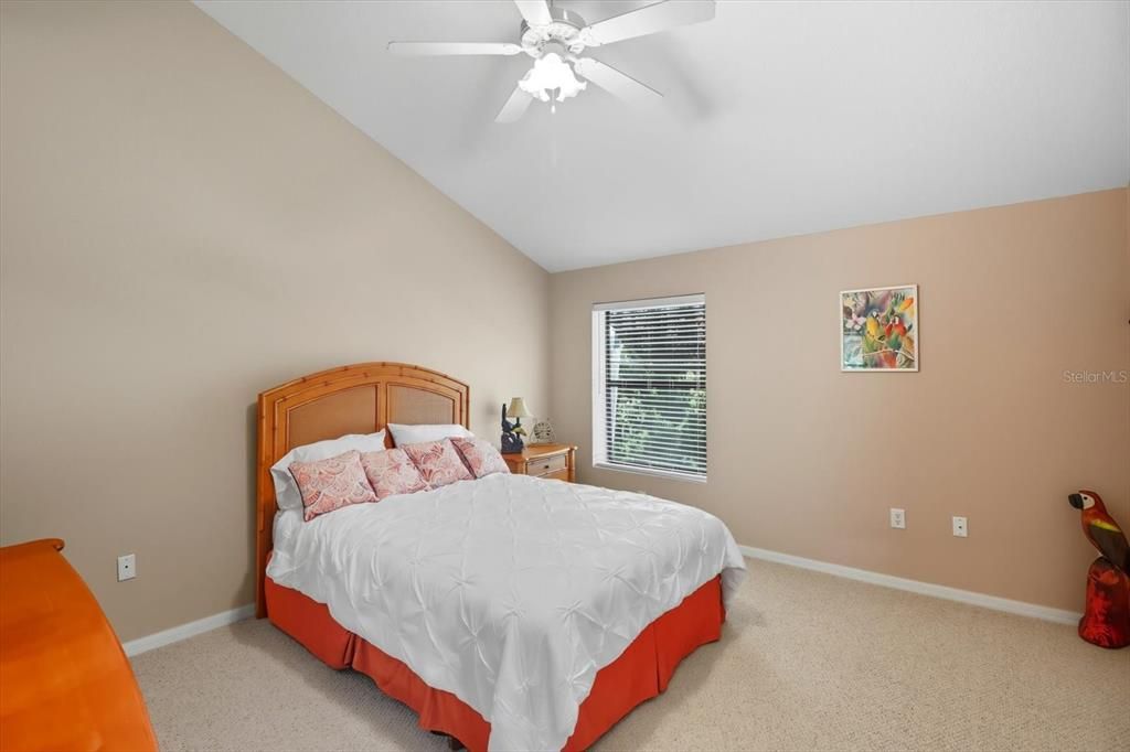 En Venta: $349,000 (2 camas, 2 baños, 1200 Pies cuadrados)