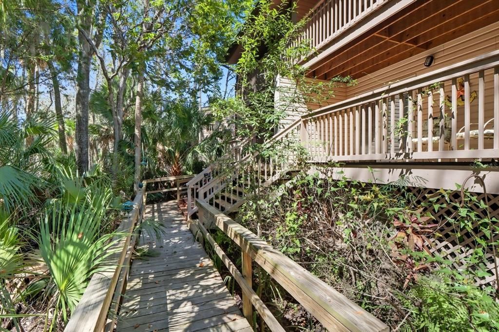 En Venta: $349,000 (2 camas, 2 baños, 1200 Pies cuadrados)