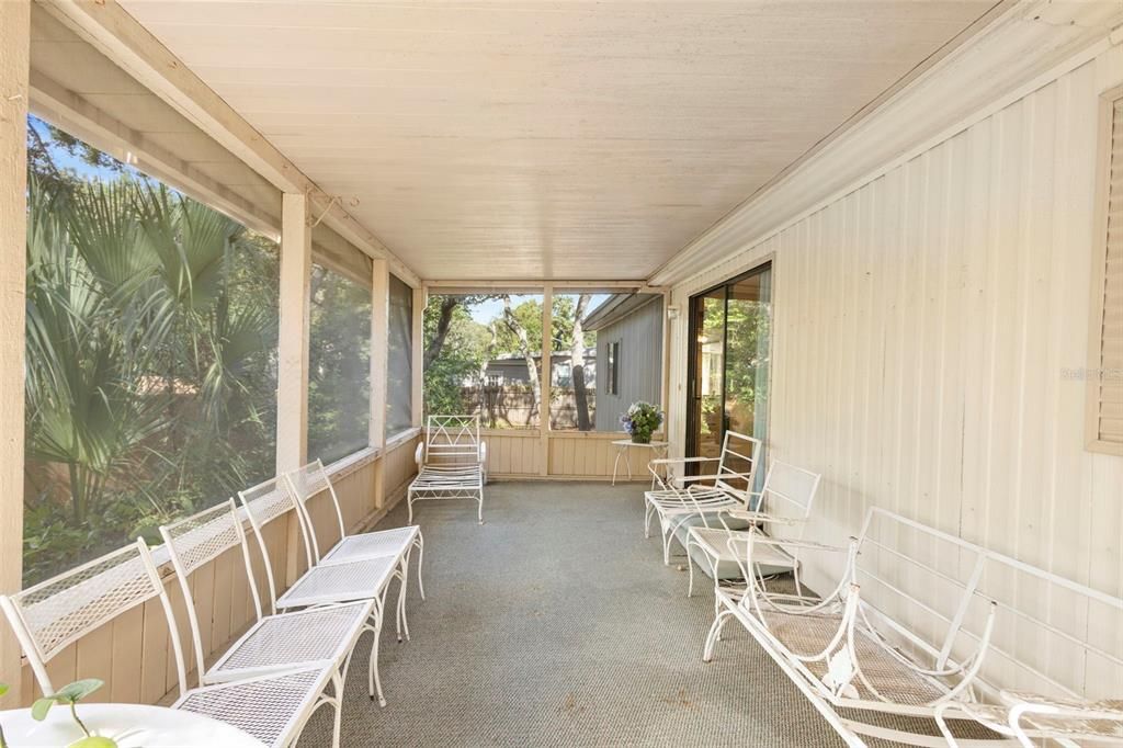 For Sale: $227,000 (2 beds, 2 baths, 1374 Square Feet)