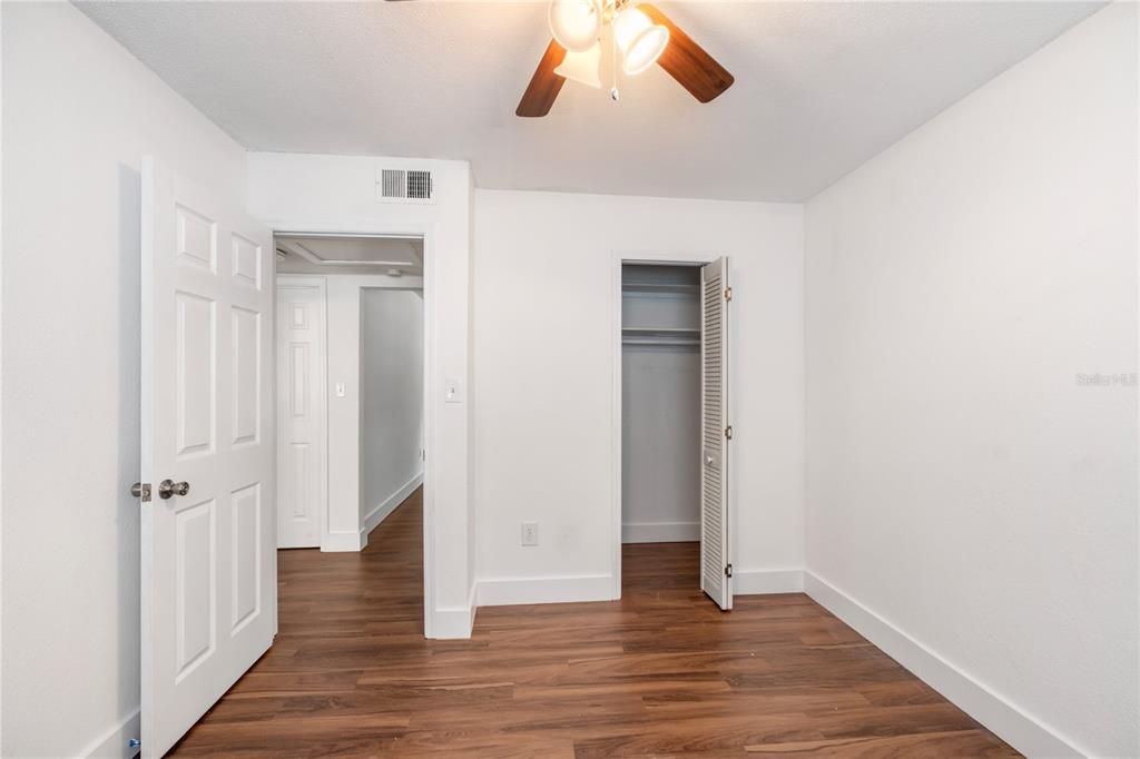 Activo con contrato: $1,800 (2 camas, 1 baños, 737 Pies cuadrados)