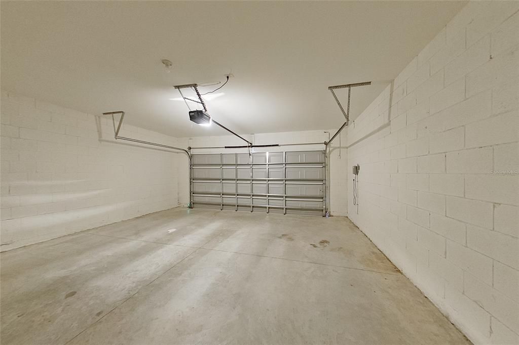 En Renta: $2,045 (4 camas, 2 baños, 2007 Pies cuadrados)