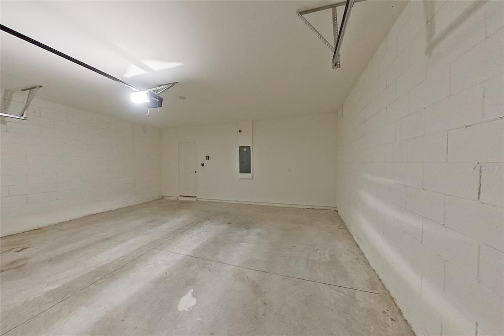 En Renta: $2,045 (4 camas, 2 baños, 2007 Pies cuadrados)