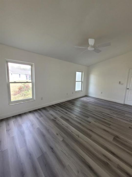 待售: $269,999 (3 贝兹, 2 浴室, 1422 平方英尺)