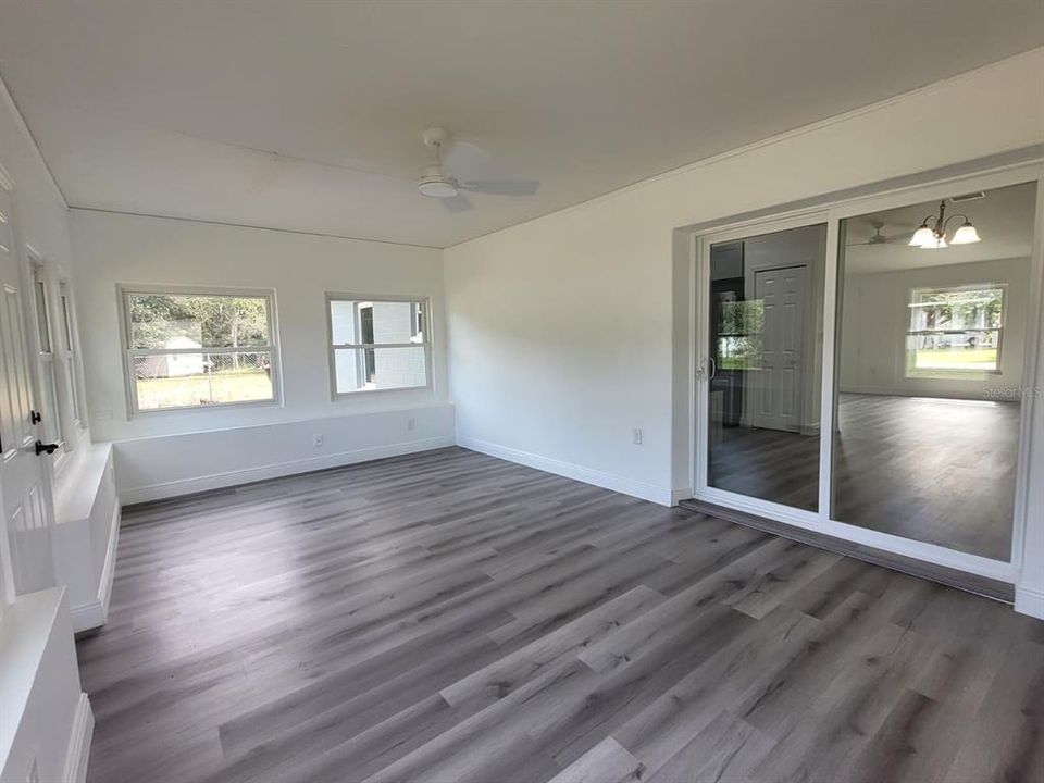 待售: $269,999 (3 贝兹, 2 浴室, 1422 平方英尺)