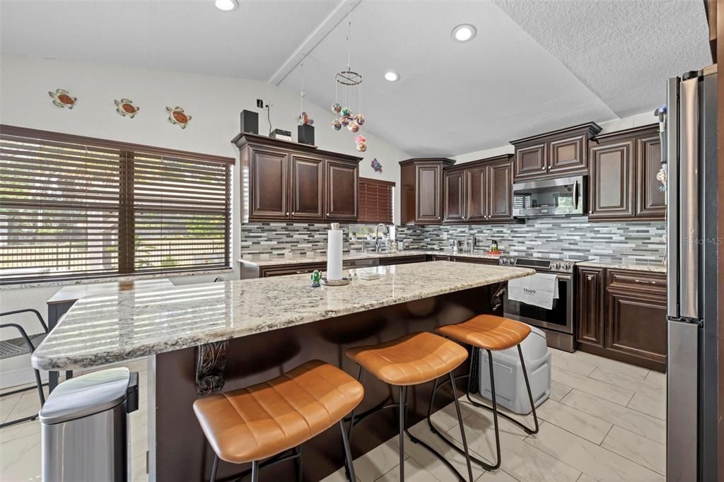 待售: $549,000 (3 贝兹, 2 浴室, 2190 平方英尺)