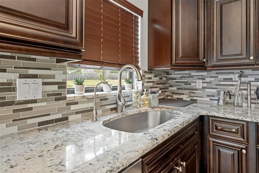 待售: $549,000 (3 贝兹, 2 浴室, 2190 平方英尺)