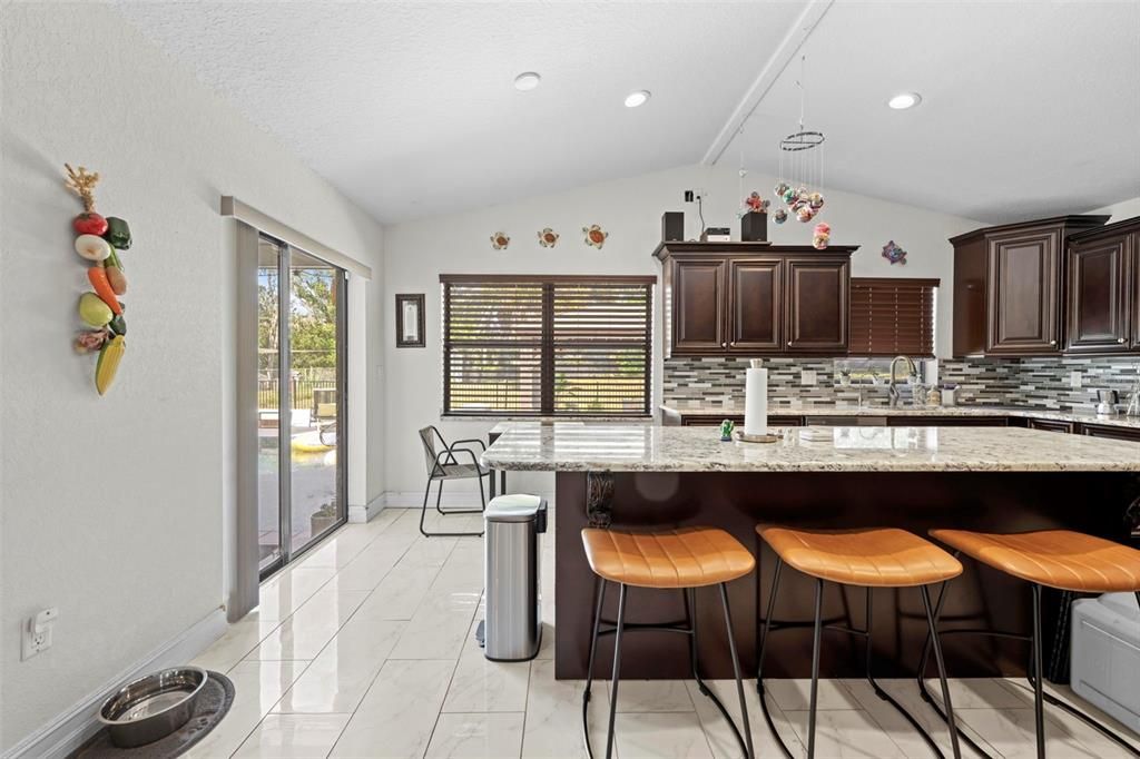 待售: $549,000 (3 贝兹, 2 浴室, 2190 平方英尺)