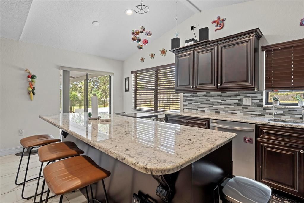 待售: $549,000 (3 贝兹, 2 浴室, 2190 平方英尺)