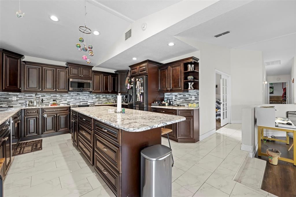 待售: $549,000 (3 贝兹, 2 浴室, 2190 平方英尺)