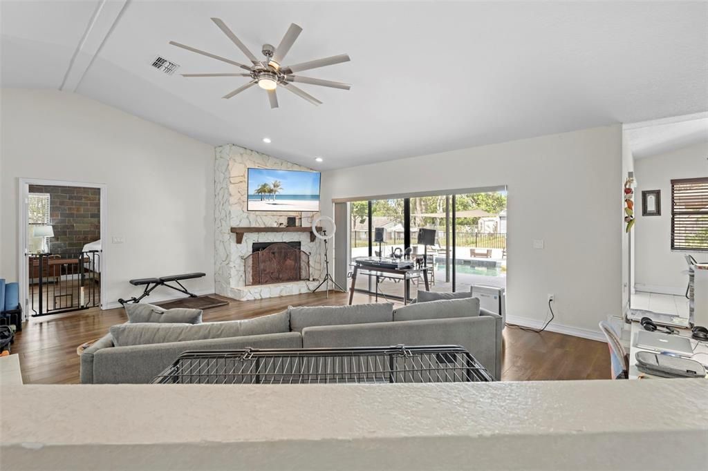 待售: $549,000 (3 贝兹, 2 浴室, 2190 平方英尺)