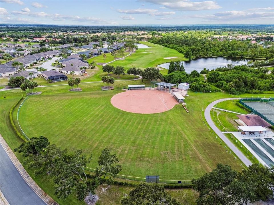 На продажу: $409,900 (3 спален, 3 ванн, 2342 Квадратных фут)