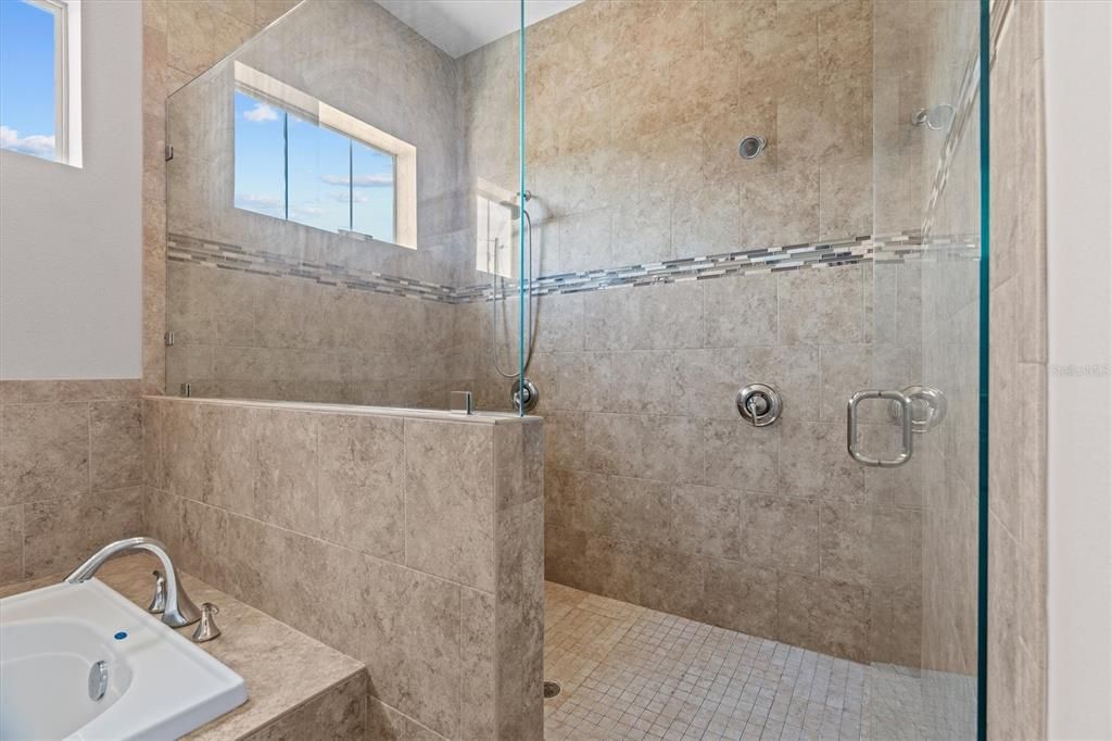 Active With Contract: $1,199,000 (4 beds, 3 baths, 2898 Square Feet)