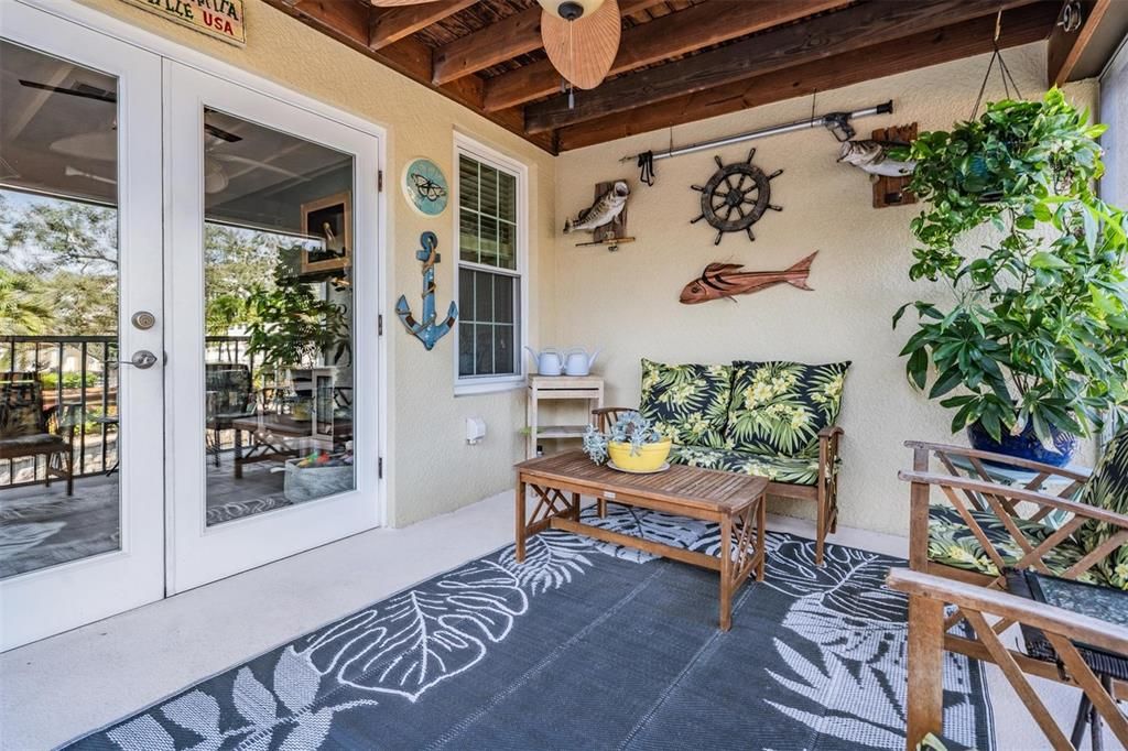 En Venta: $485,000 (3 camas, 2 baños, 2275 Pies cuadrados)