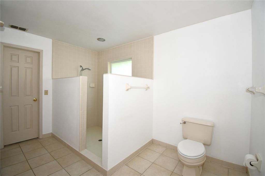 На продажу: $637,740 (3 спален, 2 ванн, 1792 Квадратных фут)