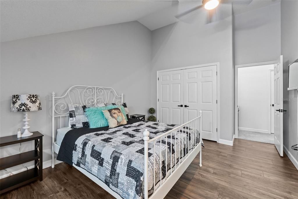 待售: $499,900 (3 贝兹, 2 浴室, 2421 平方英尺)