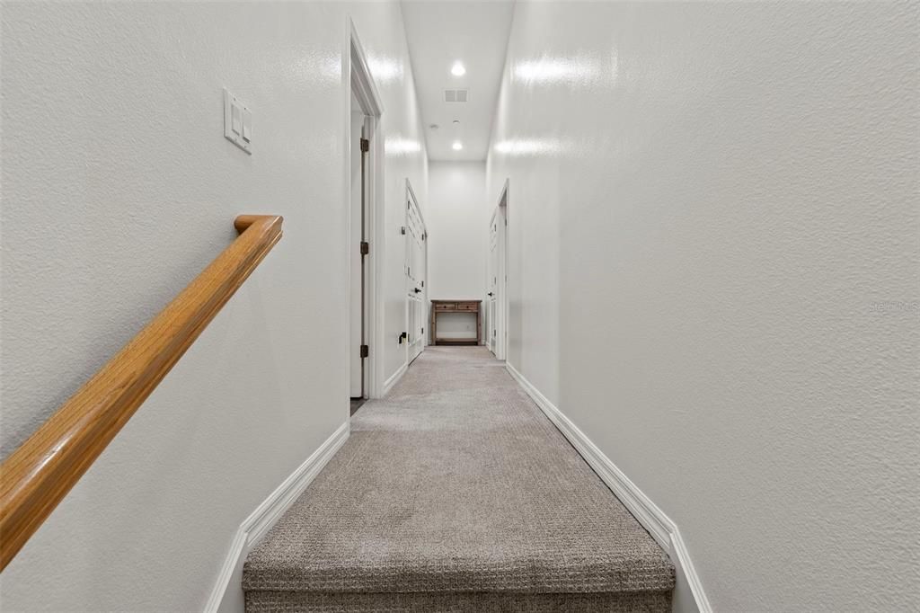 待售: $499,900 (3 贝兹, 2 浴室, 2421 平方英尺)