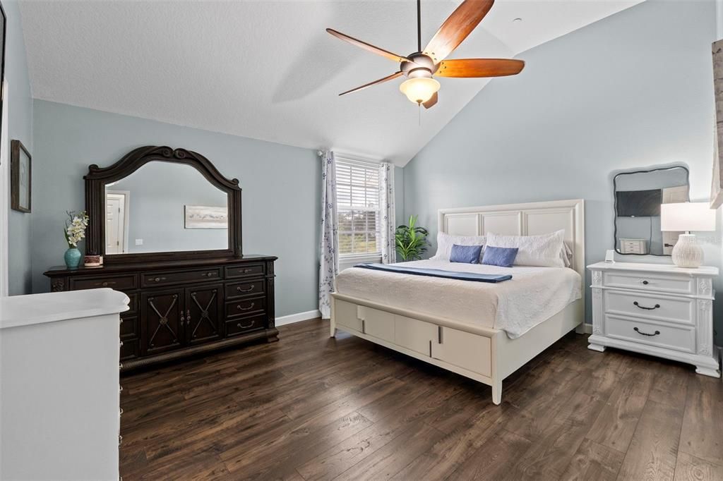 待售: $499,900 (3 贝兹, 2 浴室, 2421 平方英尺)