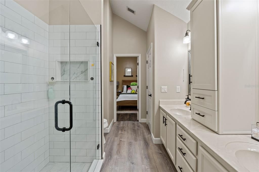 待售: $499,900 (3 贝兹, 2 浴室, 2421 平方英尺)