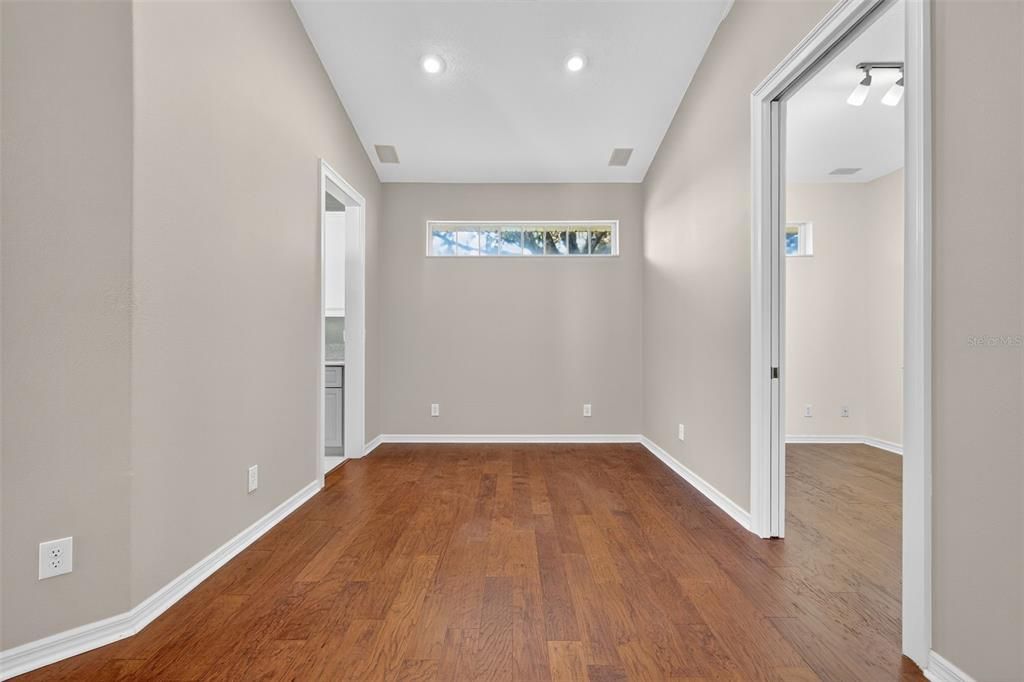 На продажу: $425,000 (3 спален, 3 ванн, 2366 Квадратных фут)