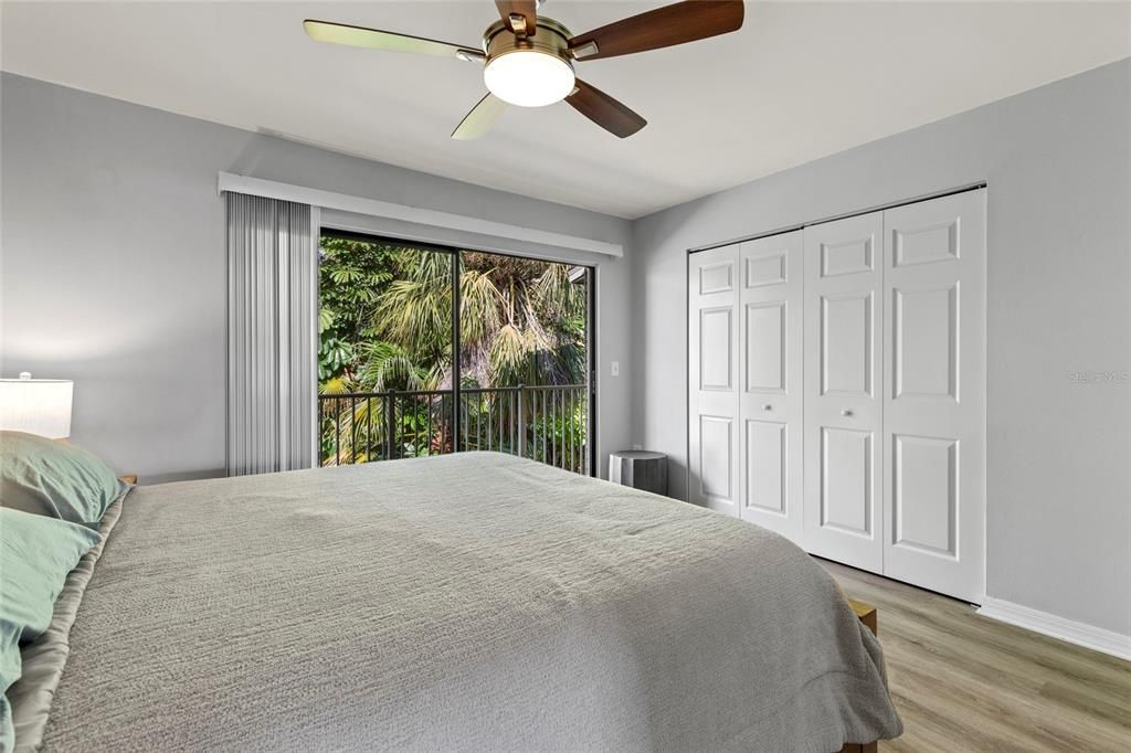 На продажу: $209,000 (2 спален, 1 ванн, 1020 Квадратных фут)