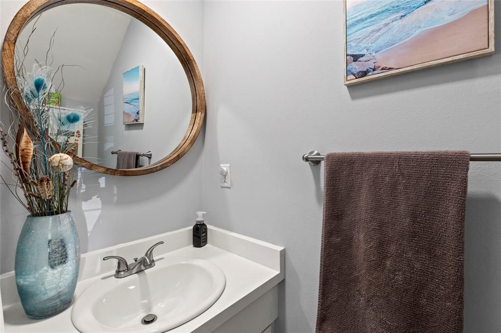 На продажу: $209,000 (2 спален, 1 ванн, 1020 Квадратных фут)