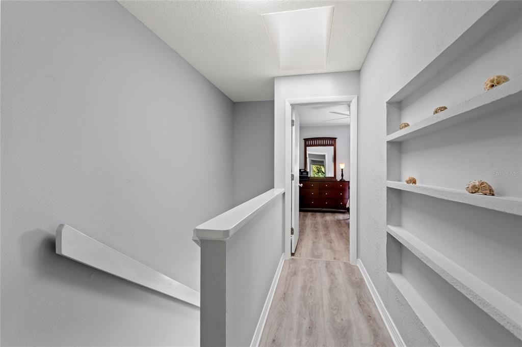 На продажу: $209,000 (2 спален, 1 ванн, 1020 Квадратных фут)