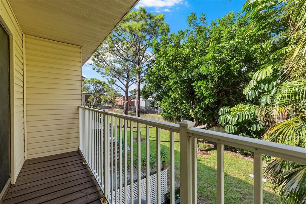 На продажу: $209,000 (2 спален, 1 ванн, 1020 Квадратных фут)