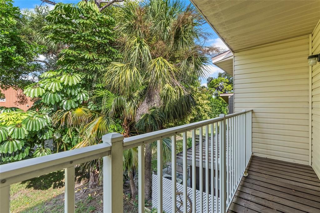 На продажу: $209,000 (2 спален, 1 ванн, 1020 Квадратных фут)