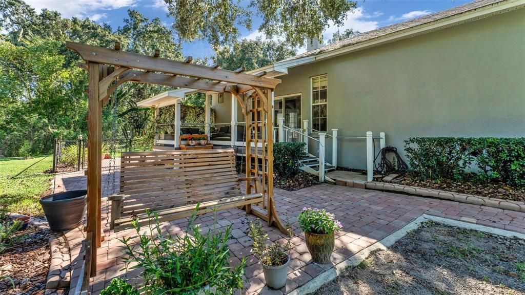 En Venta: $674,900 (3 camas, 3 baños, 2695 Pies cuadrados)