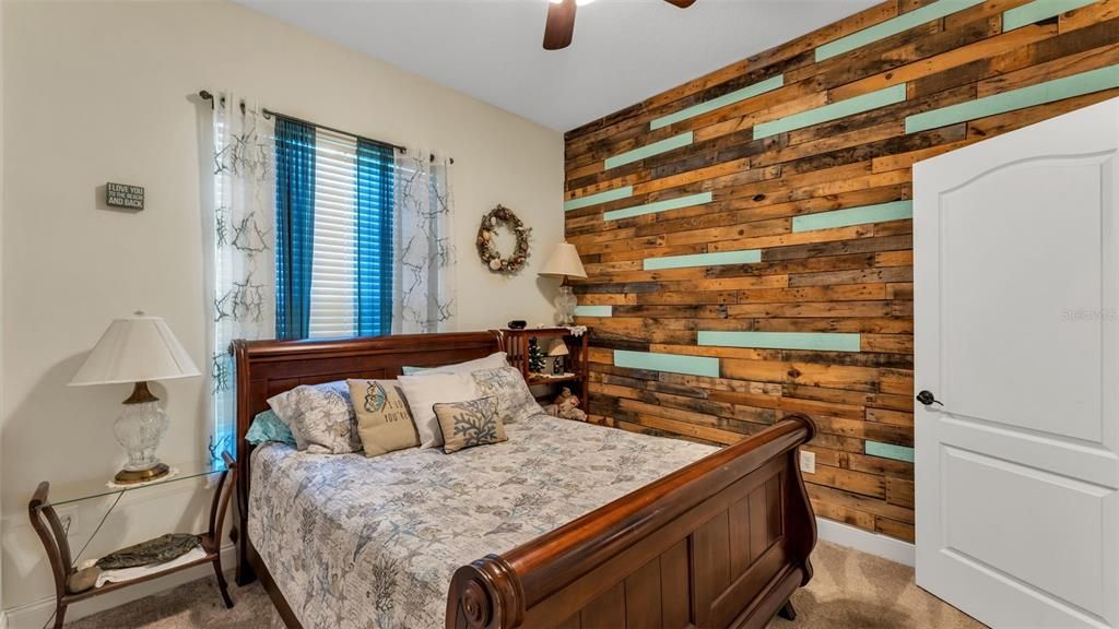 En Venta: $674,900 (3 camas, 3 baños, 2695 Pies cuadrados)