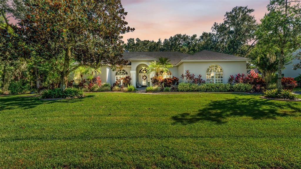 En Venta: $674,900 (3 camas, 3 baños, 2695 Pies cuadrados)