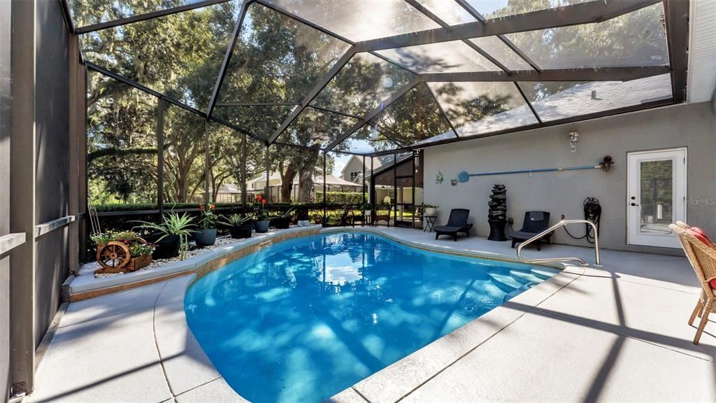 En Venta: $674,900 (3 camas, 3 baños, 2695 Pies cuadrados)