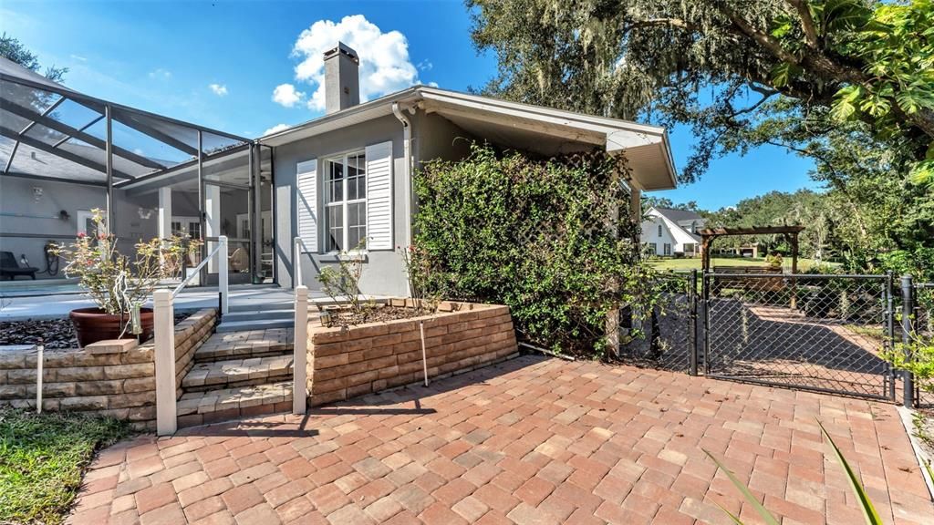 En Venta: $674,900 (3 camas, 3 baños, 2695 Pies cuadrados)