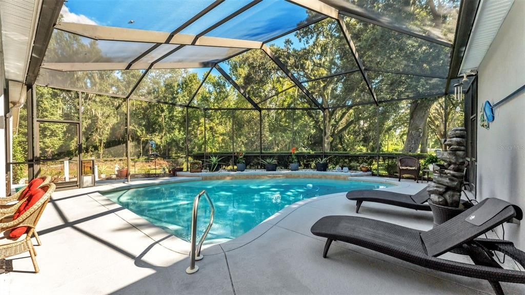 En Venta: $674,900 (3 camas, 3 baños, 2695 Pies cuadrados)