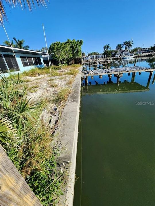 Active With Contract: $950,000 (0.38 acres)