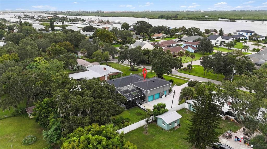 For Sale: $1,250,000 (3 beds, 2 baths, 2556 Square Feet)