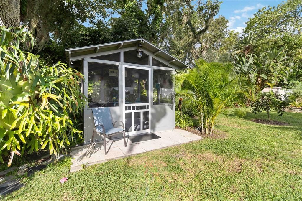 For Sale: $1,250,000 (3 beds, 2 baths, 2556 Square Feet)