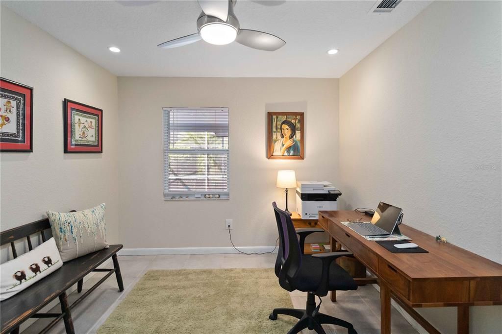 For Sale: $1,250,000 (3 beds, 2 baths, 2556 Square Feet)