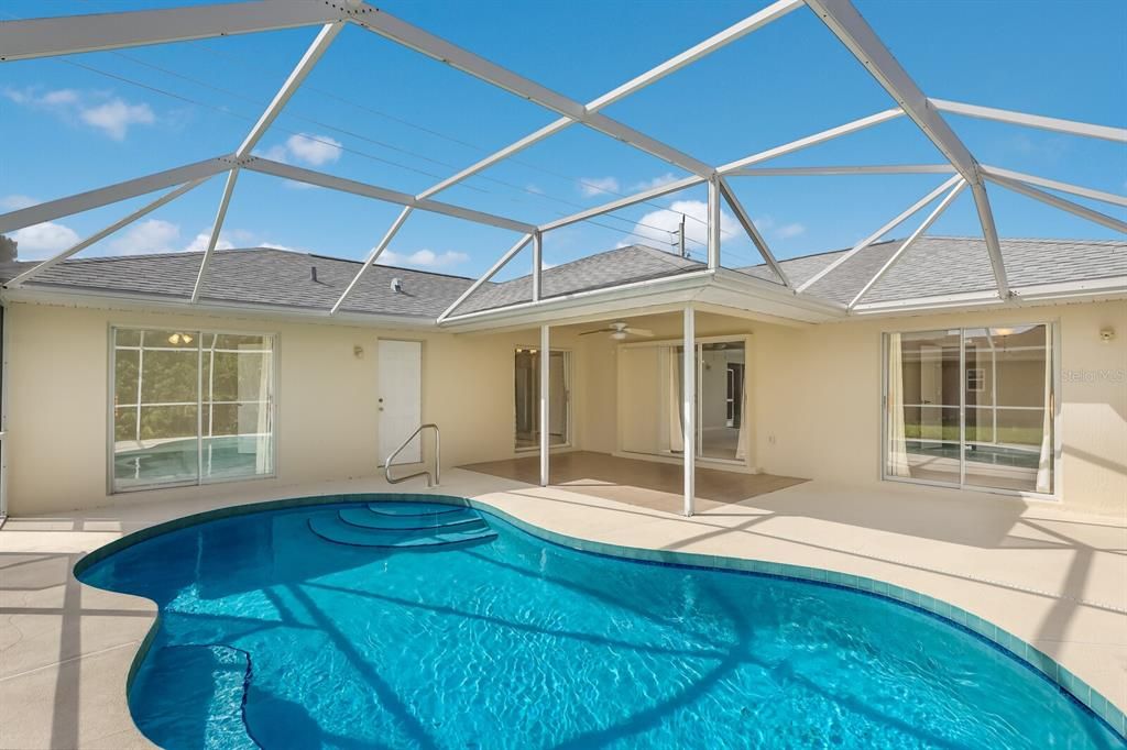 出租: $2,600 (3 贝兹, 2 浴室, 1858 平方英尺)