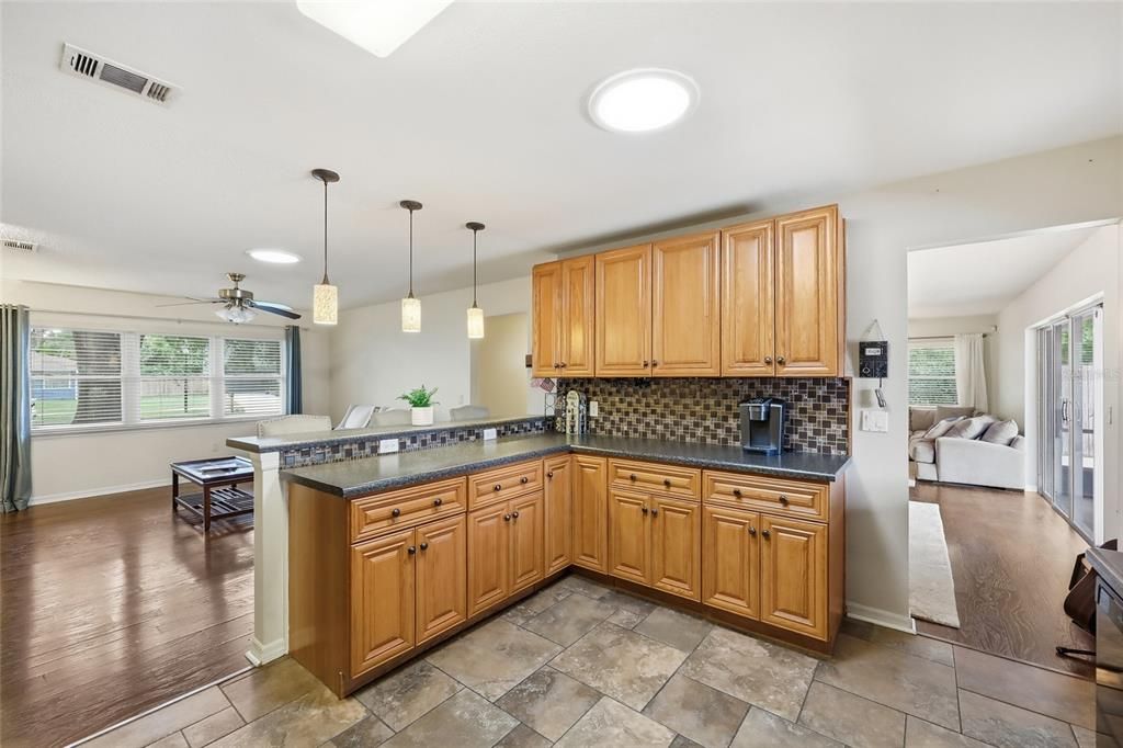 For Sale: $539,000 (4 beds, 2 baths, 1925 Square Feet)