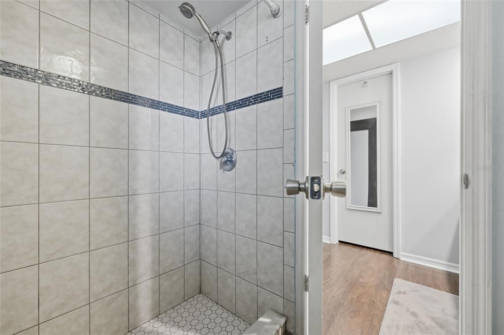 For Sale: $539,000 (4 beds, 2 baths, 1925 Square Feet)