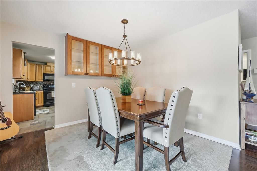 For Sale: $539,000 (4 beds, 2 baths, 1925 Square Feet)