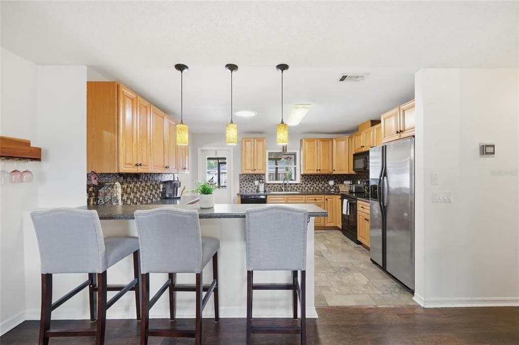 For Sale: $539,000 (4 beds, 2 baths, 1925 Square Feet)