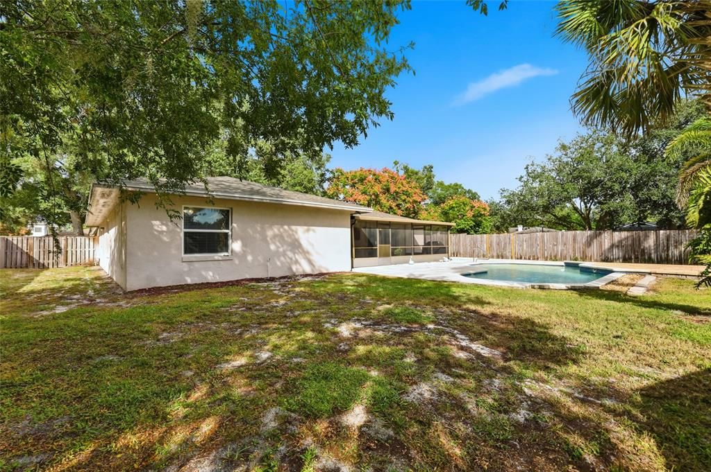 For Sale: $539,000 (4 beds, 2 baths, 1925 Square Feet)