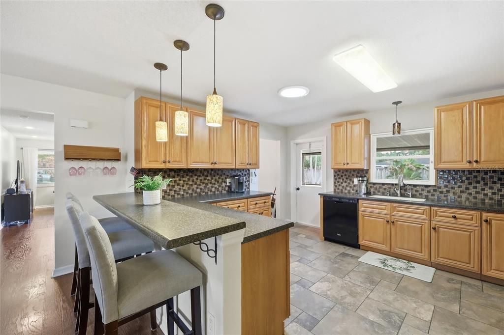 For Sale: $539,000 (4 beds, 2 baths, 1925 Square Feet)