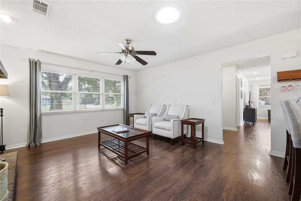 For Sale: $539,000 (4 beds, 2 baths, 1925 Square Feet)